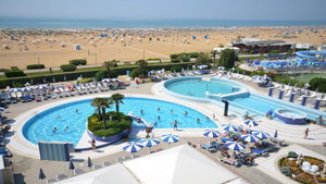 Hotel Aparthotel Imperial cazare Bibione