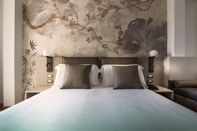 Life Hotel