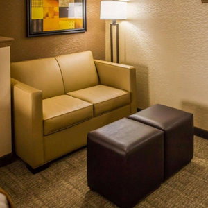 Hotel Quality Suites cazare North Bergen