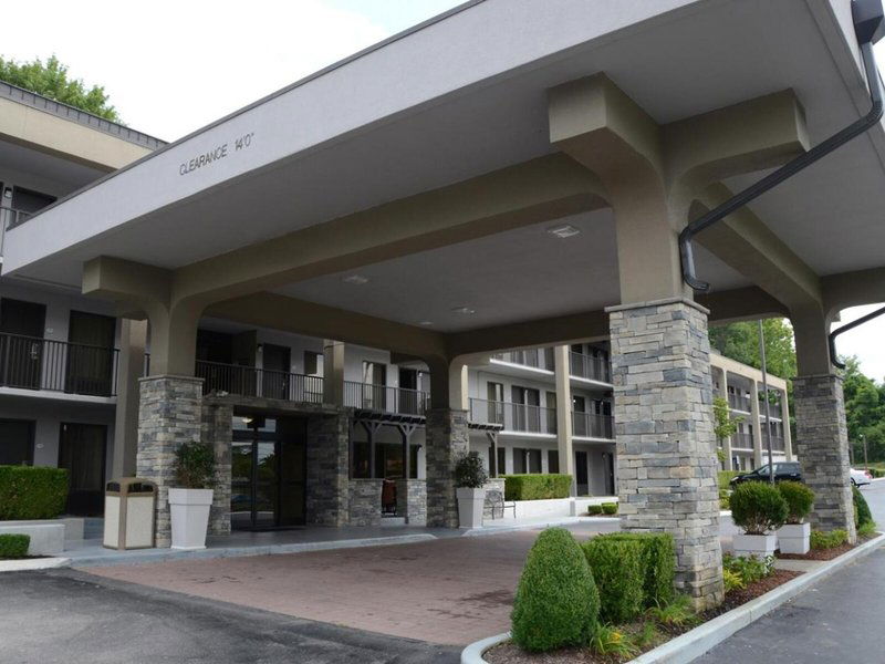 Hotel Baymont By Wyndham Nashville Airport