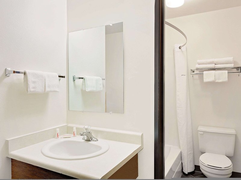 Hotel Super 8 By Wyndham Belgrade/Bozeman Airport