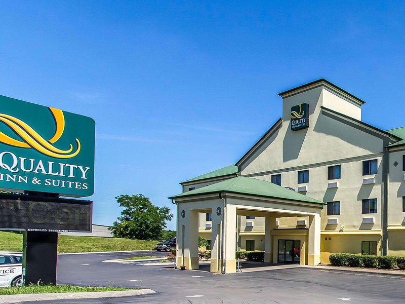 Hotel Quality Inn & Suites