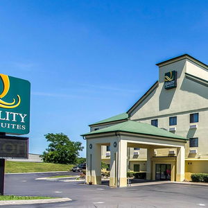 Hotel Quality Inn & Suites cazare La Vergne