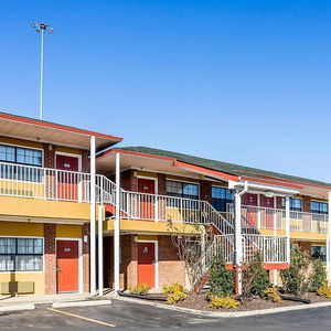 Hotel Rodeway Inn & Suites cazare Smyrna