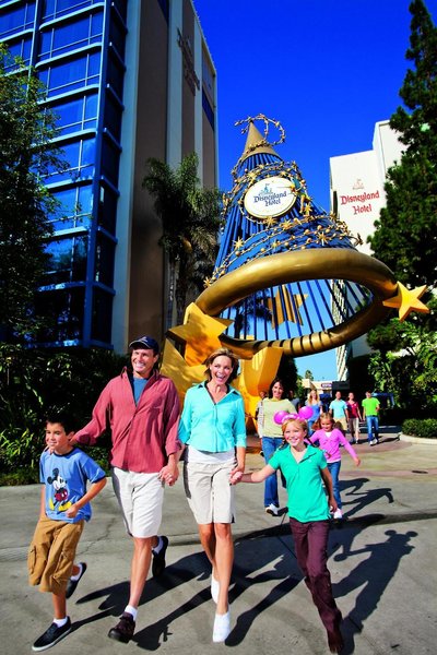 Hotel Disneyland Hotel