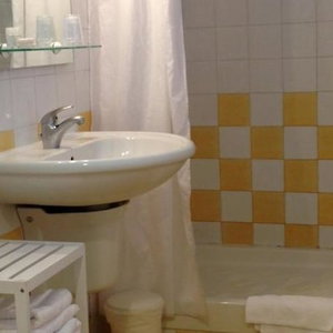 Hotel Auberge Les Oliviers cazare Lucciana