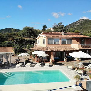 Hotel Bed & Breakfast Li Muntigeddi cazare San Teodoro