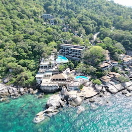 Hotel Dusit Buncha Resort cazare Koh Tao