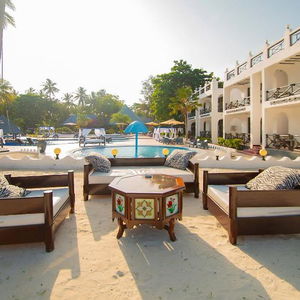 Hotel Protels La Plage cazare Bwejuu