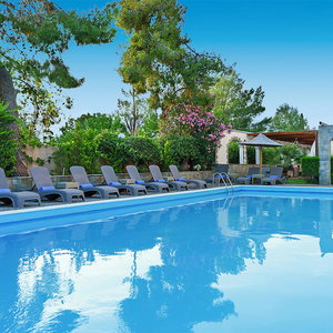 Hotel Stefania Beach Resort cazare Amarynthos