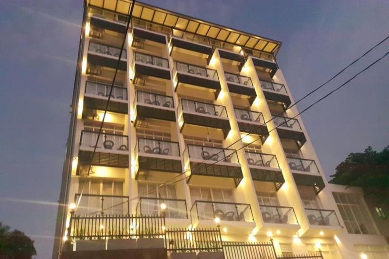 Hotel Lagone Kandy