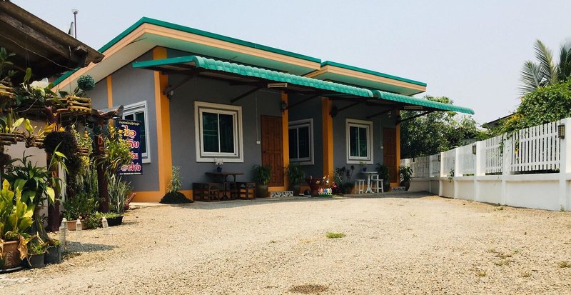 Hotel Idea Home At Fang