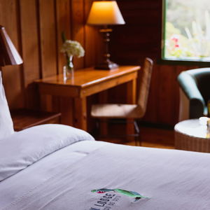 Hotel Trogon Lodge cazare San Isidro