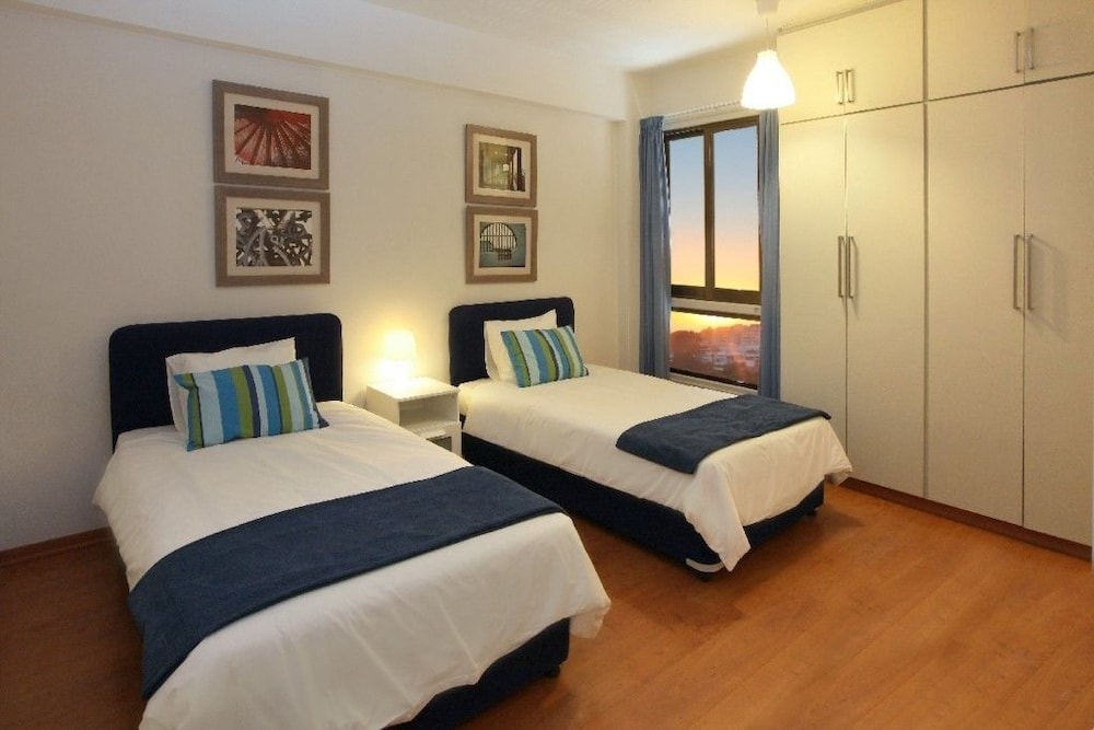 dal travel Mackenzie Seafront Suite