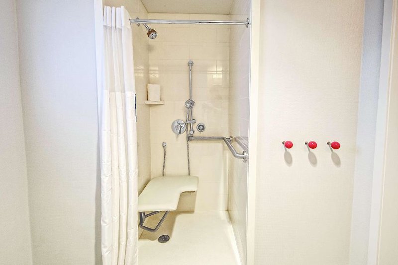 Hotel Continental Miami Beach, Tapestry Collection By Hilton