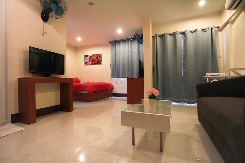 Hotel Walking Street Guest House