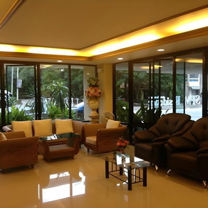 Hotel Spm Residence cazare Si Racha
