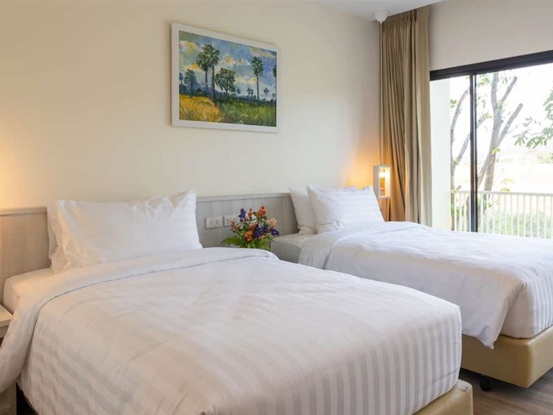 Porestva Hotel Sriracha
