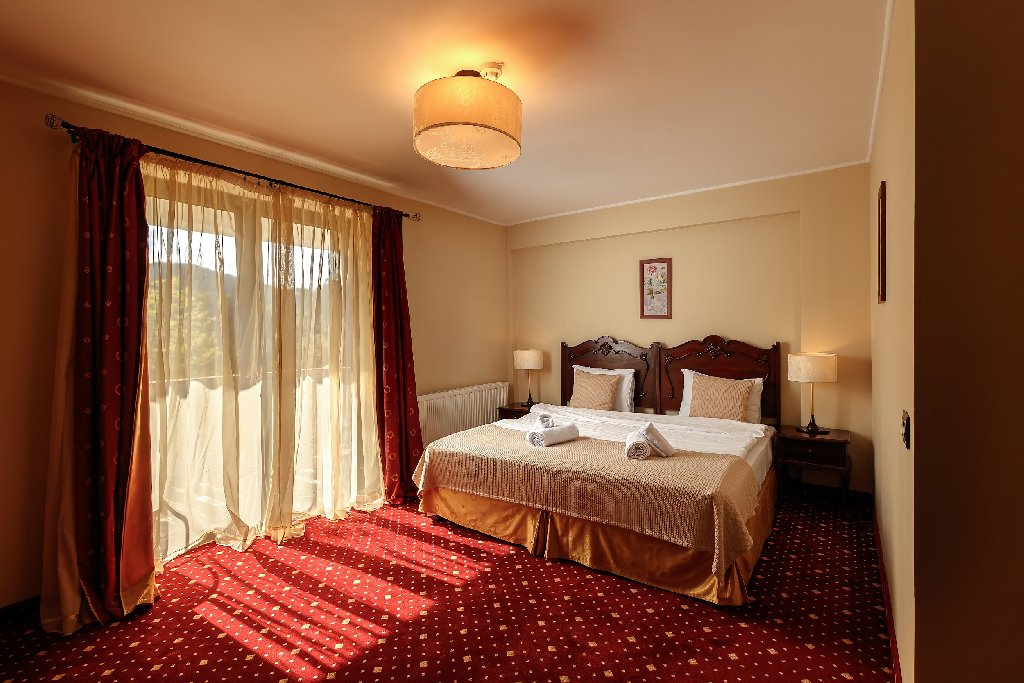 Classic Inn Hotel