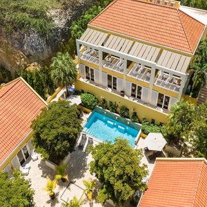 Hotel Bayside Boutique Hotel – Blue Bay Golf & Beach Resort cazare Willemstad