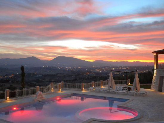 Hotel Incantea Resort