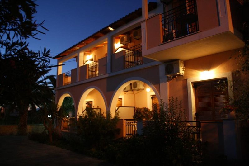 Hotel Antonio Studios