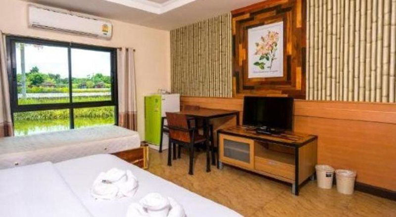 Hotel Prew Lom Chom Nam