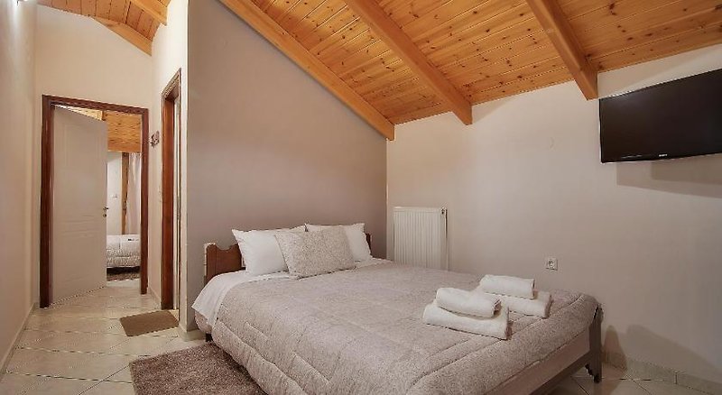 Hotel Tsironis Guesthouse