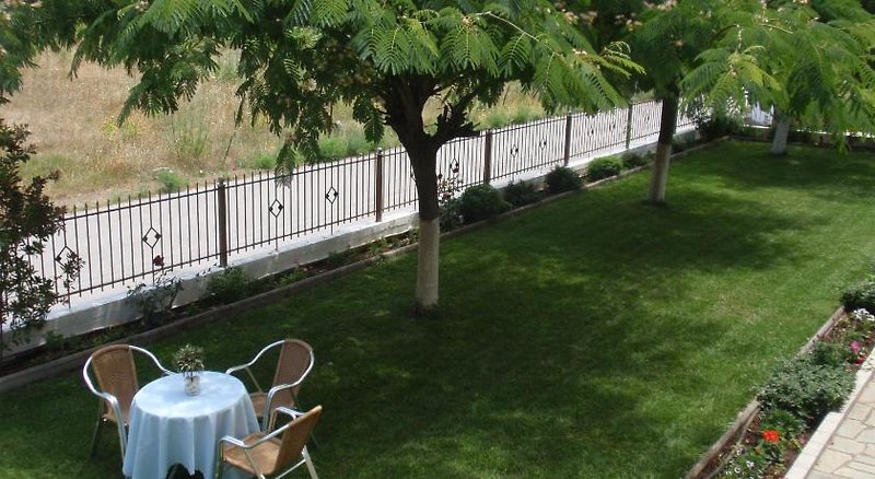 Hotel Zisis Garden Studios