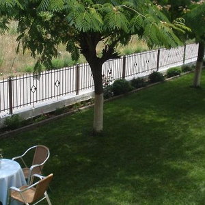 Hotel Zisis Garden Studios cazare Ioannina