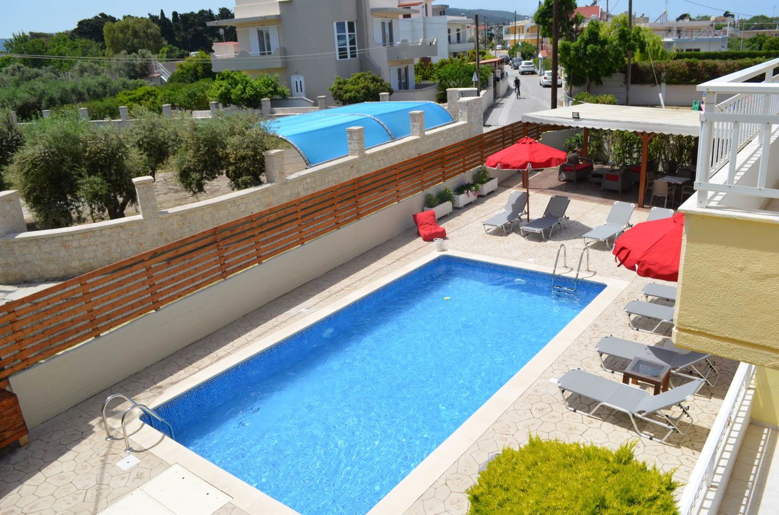 Hotel Kremasti Memories Apartments