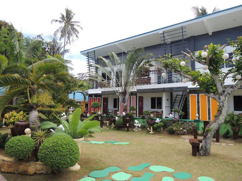 Hotel L & M Hearthstones Lodge