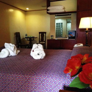 Hotel Crown Regency Residence cazare Davao