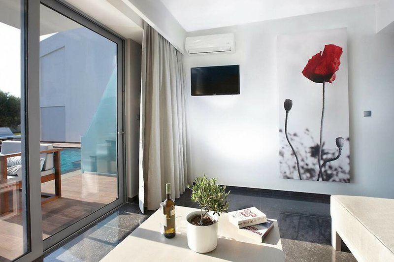 Sunday Beach Resort