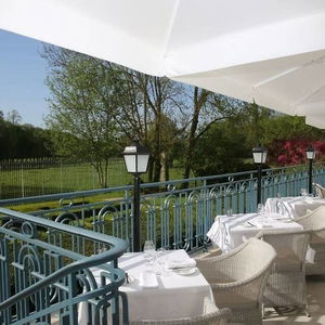 Hotel Waldorf Astoria Versailles Trianon Palace cazare Versailles