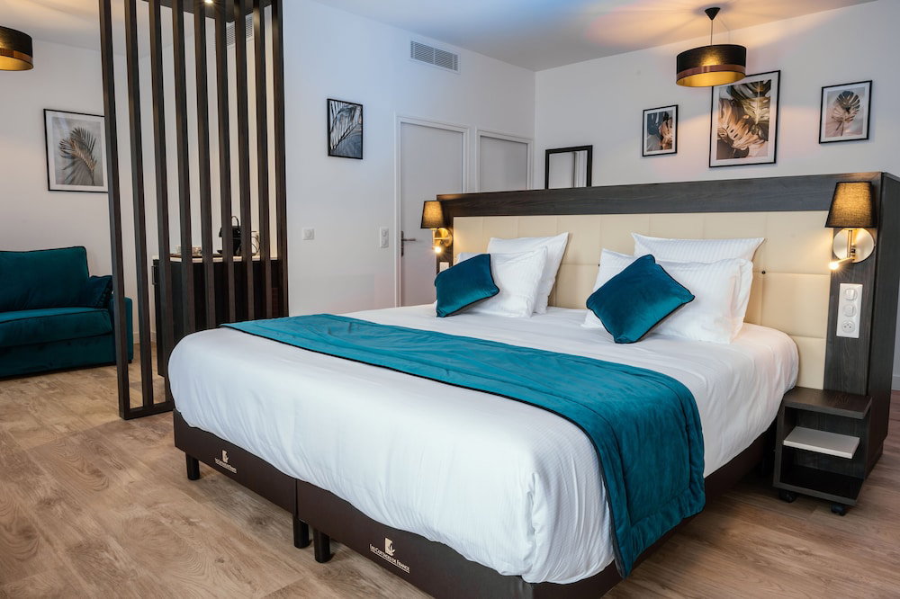 Hotel Cottages De France Cdg