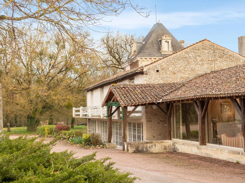 Hotel Chateau Perigny