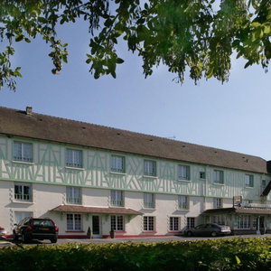 Hotel Logis Hôtel Restaurant Le Faisan Dore cazare Normandy