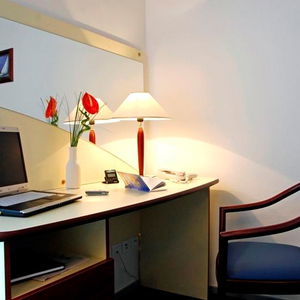 Hotel Résidence Hôtelière Poincaré cazare Margny-les-Compiegne