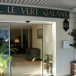 Hotel Le Vert Galant cazare Villepinte