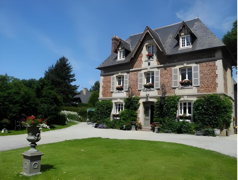 Hotel Manoir Des Lions De Tourgéville