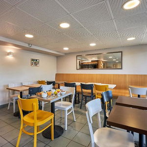 Sejur B&B Hotel Caen Sud vacanta Normandy