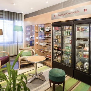 Hotel Novotel Suites Clermont Ferrand Polydome cazare Clermont-Ferrand