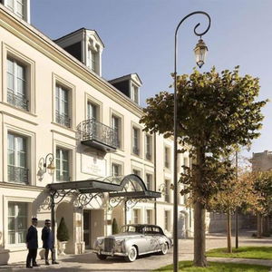 Sejur Auberge Du Jeu De Paume vacanta Chantilly