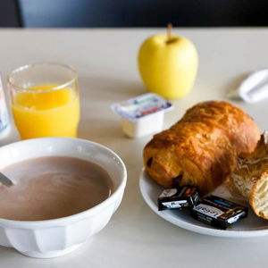 Hotel B&B Hotel Clermont-Ferrand Gerzat cazare Gerzat