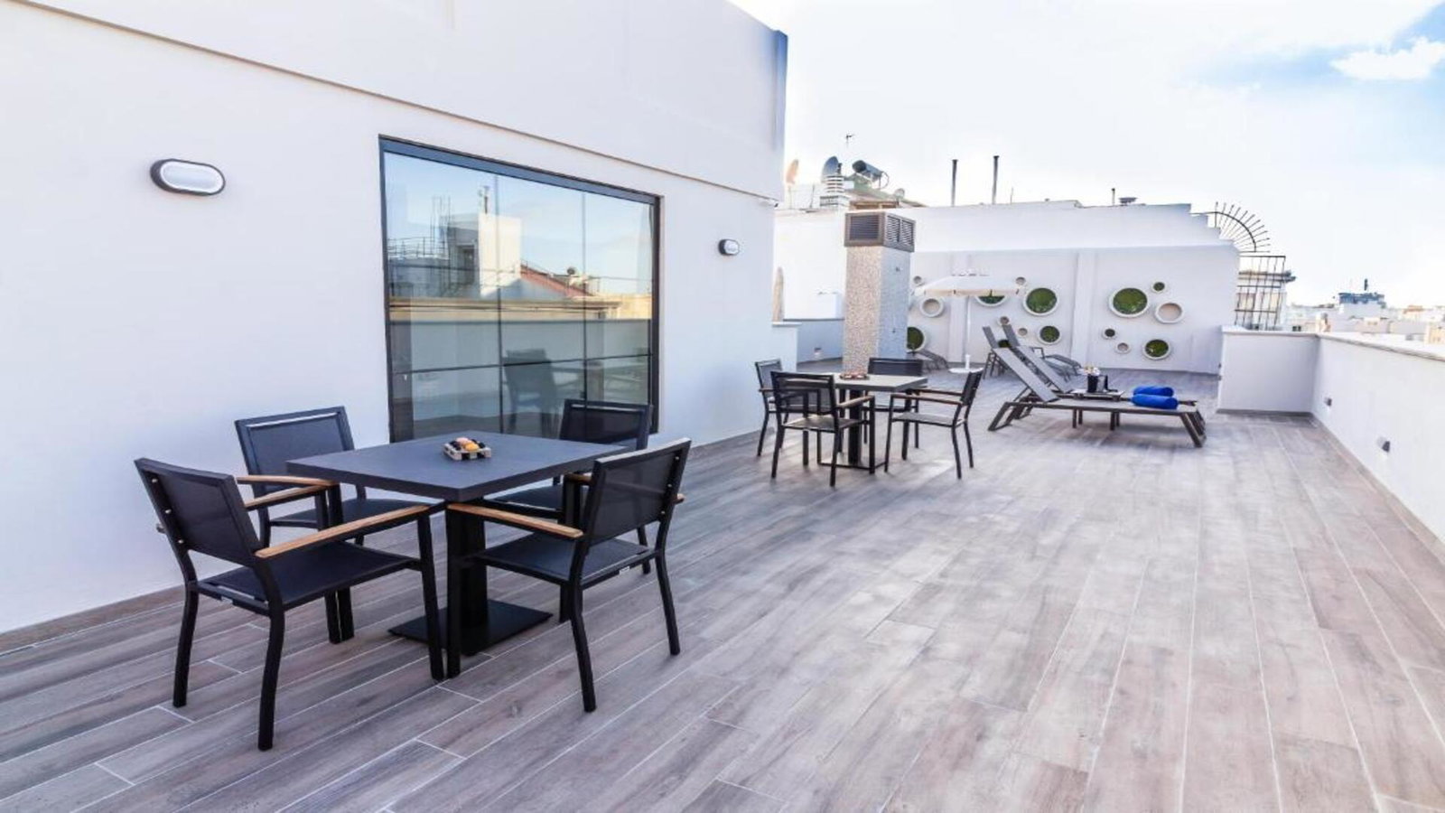 Urbansea Holiday Homes