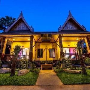 Hotel Dusit Phuphaya Resort cazare Ao Luek