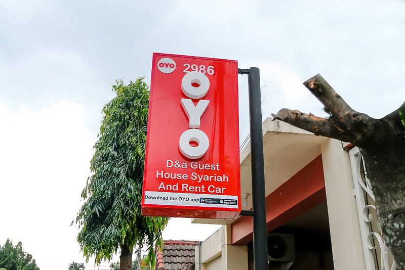 Hotel D&A Guesthouse Syariah And Rent Car By Oyo Rooms
