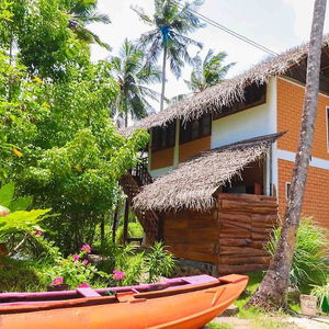 Hotel Milkyway Holiday Resort cazare Unawatuna