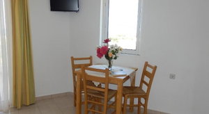 Hotel Maro Suites cazare Tavronitis